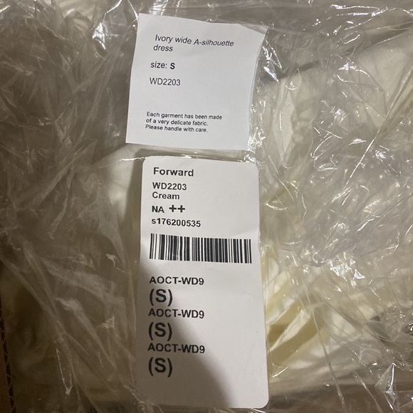 Anna October Dress - Picture 4 of 4